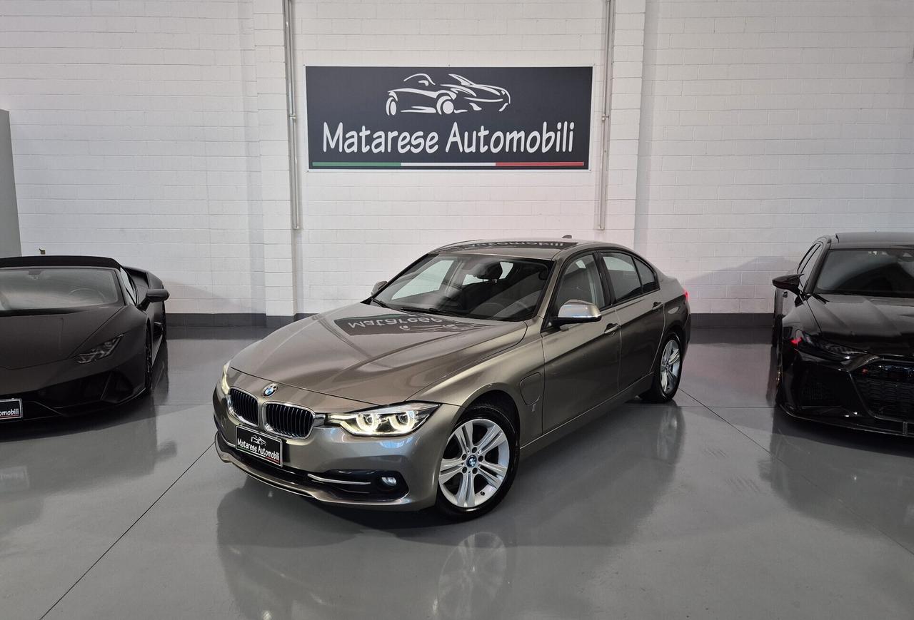 BMW 330e iPerformance Plug-in Hybrid Finanziabile Garanzi