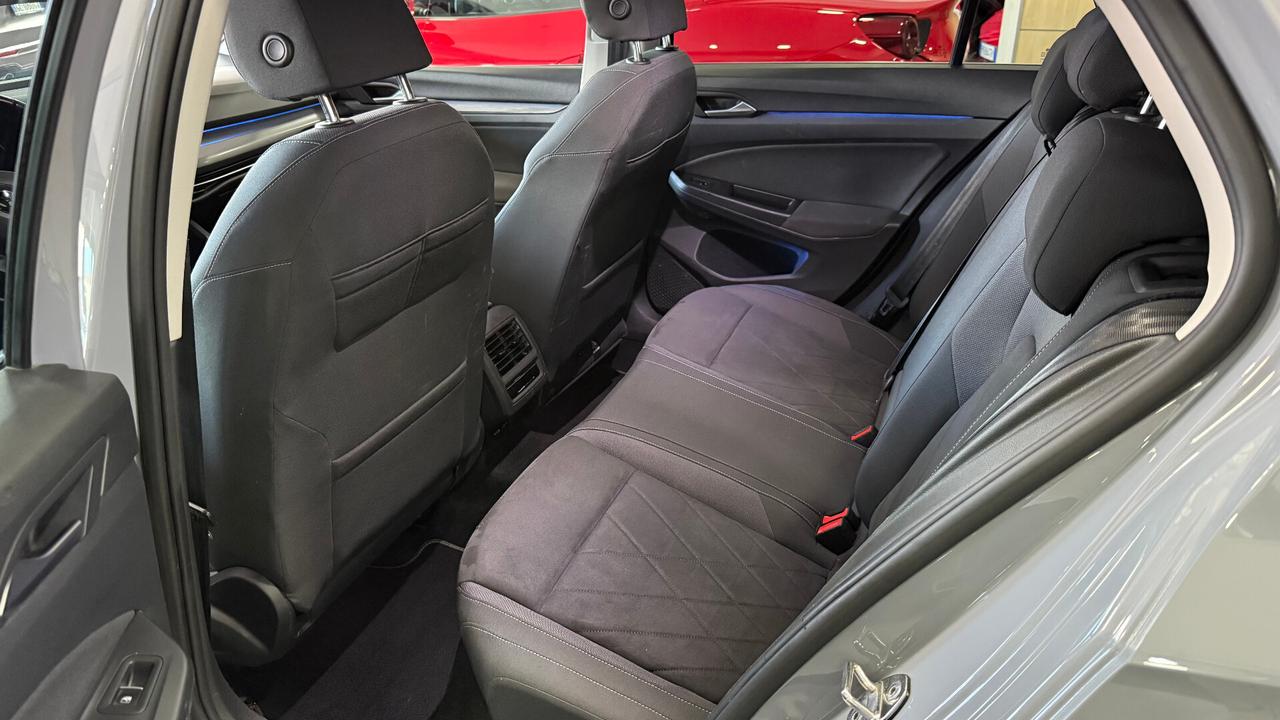 VOLSWAGEN GOLF 2.0 TDI 150 CV TETTO