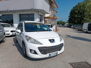Peugeot 207 1.4 benzina Neopatentati
