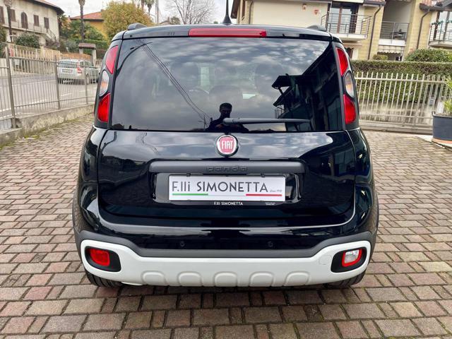 FIAT Panda 1.0 FireFly S&S Hybrid Pandina - KM0