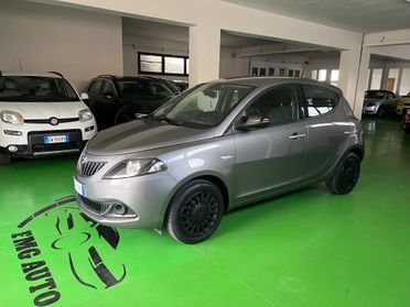 Lancia Ypsilon 1.2 69 CV 5 porte GPL Silver