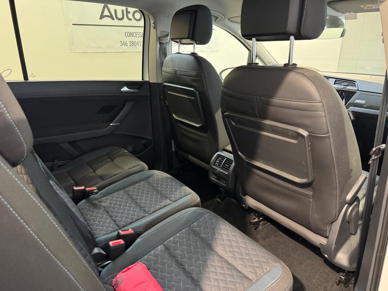 Volkswagen Touran 2.0 TDI 150 CV SCR DSG Executive 7 POSTI !!