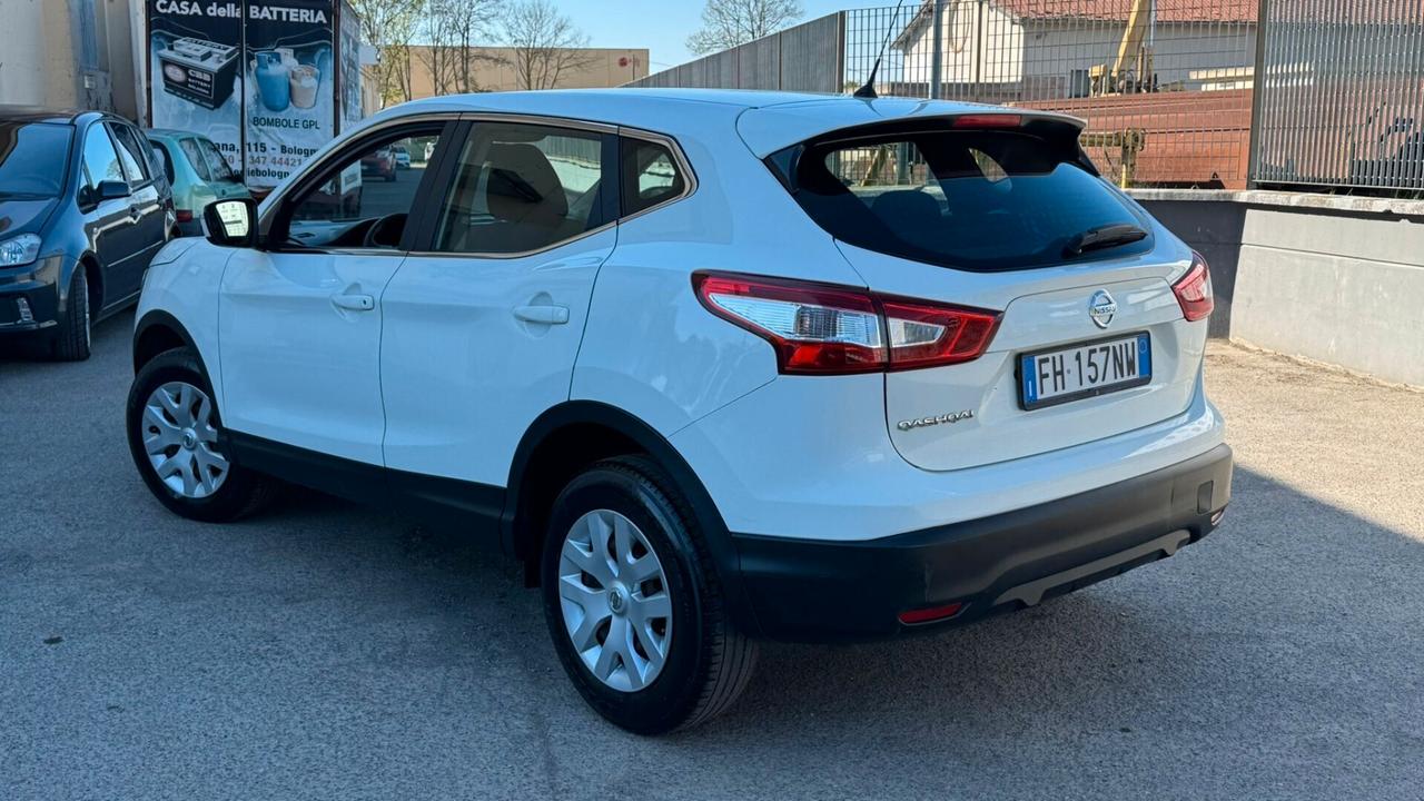 Nissan Qashqai 1.5 dCi N-Vision