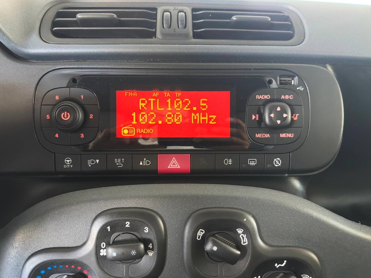 Fiat Panda 1.0 FireFly S&S Hybrid Easy