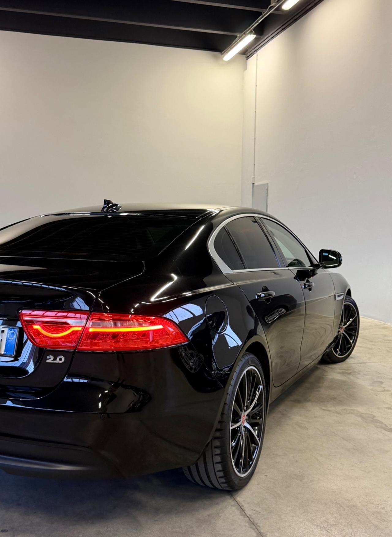 Jaguar XE 2.0 D Turbo aut. Prestige