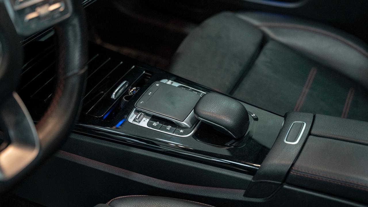 Mercedes-benz A 180 D PREMIUM PLUS AMG TETTO PACK LUCI MULTIBEAM FULL