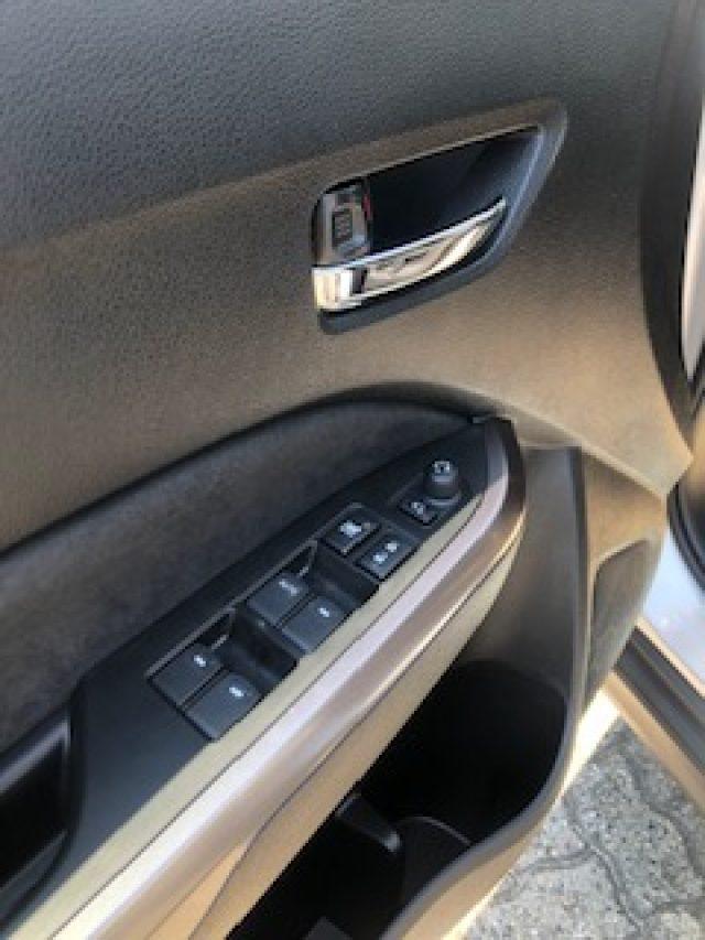 SUZUKI Vitara 1.4 Hybrid Top 2WD