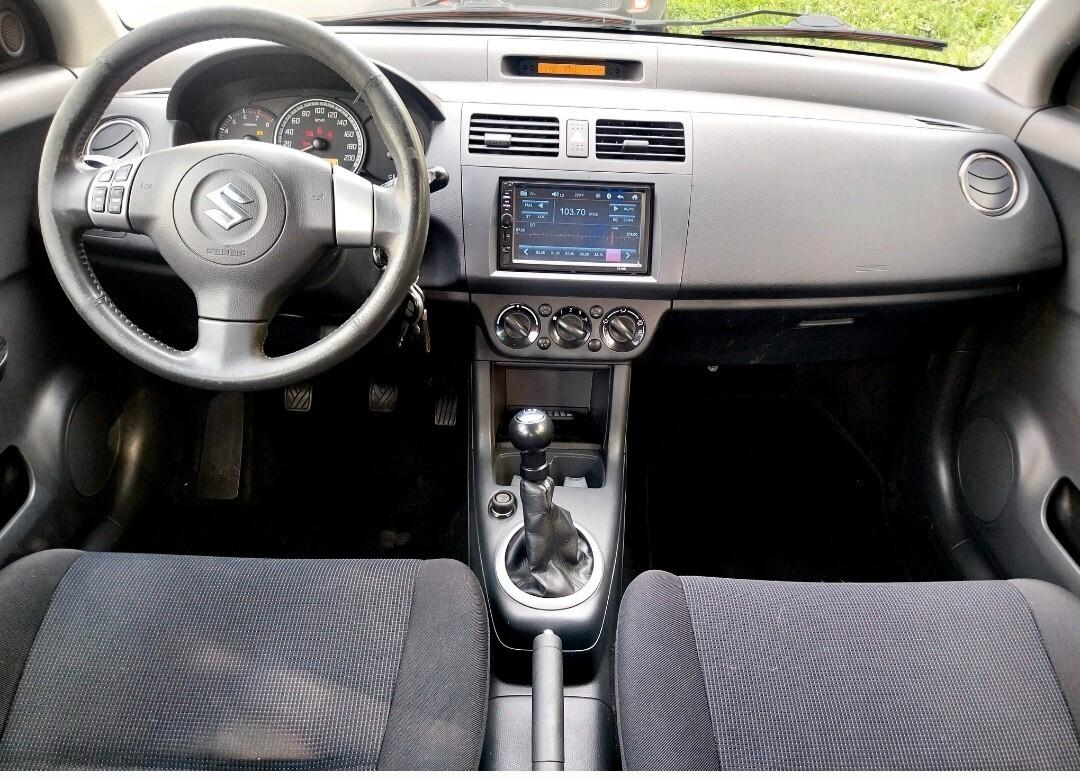 Suzuki Swift 1.3 4x4