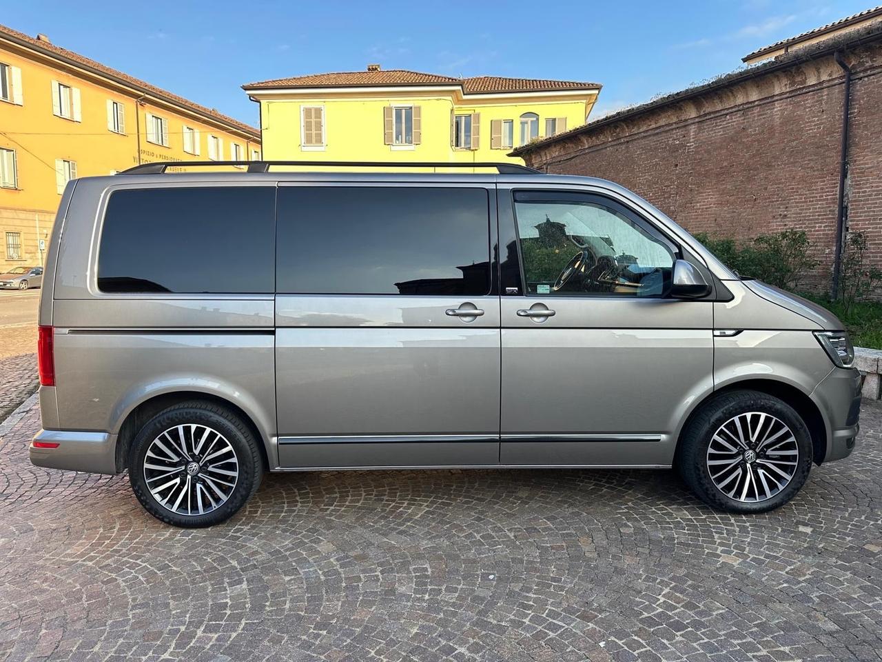 Volkswagen T6 Multivan 2.0 TDI Dsg 4Motion