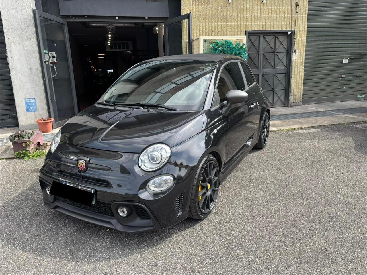Abarth 595 C 1.4 Turbo T-Jet 180 CV Competizione