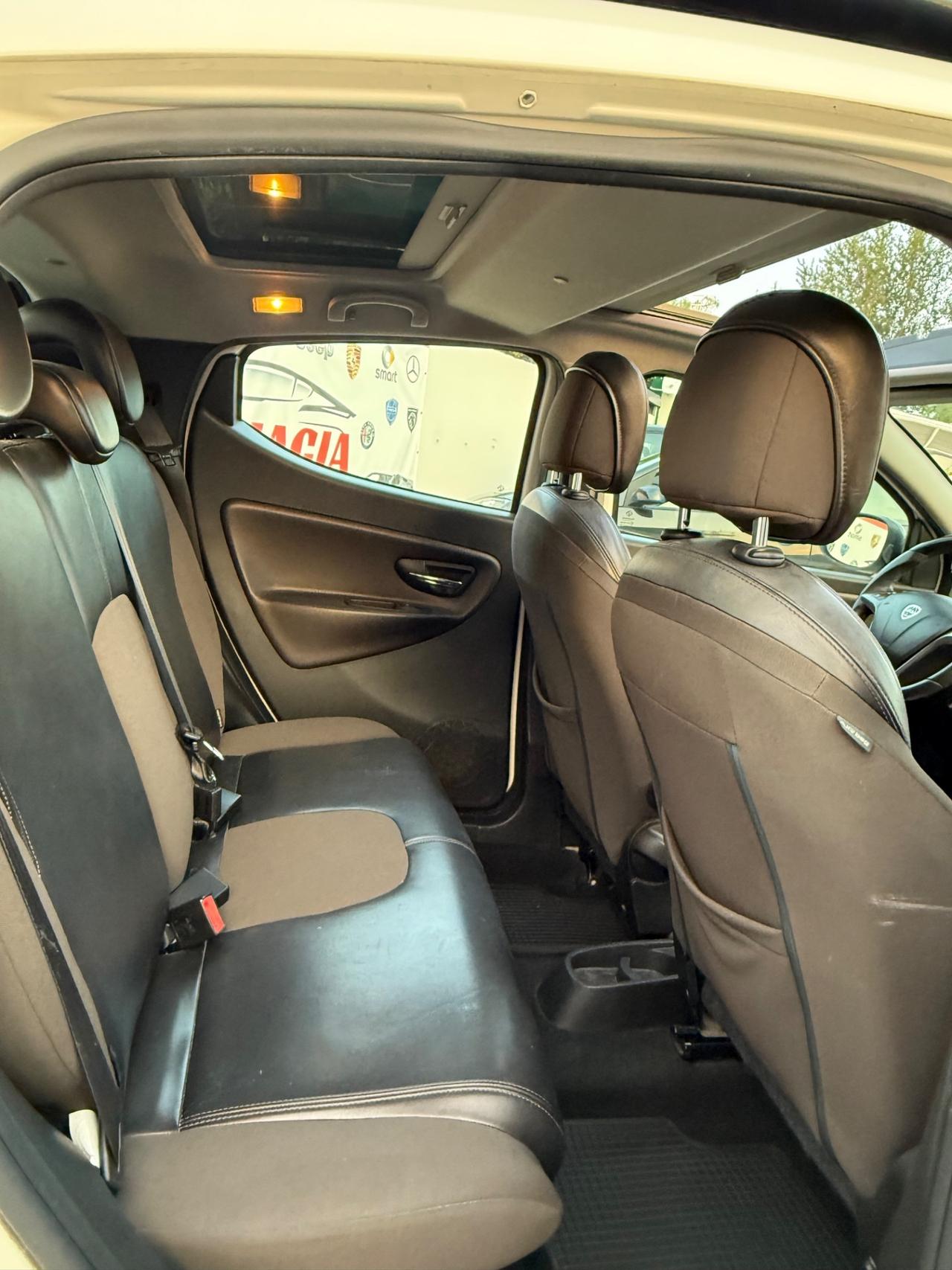 Lancia Ypsilon 1.3 MJT 16V 95 CV 5 porte S&S Platinum