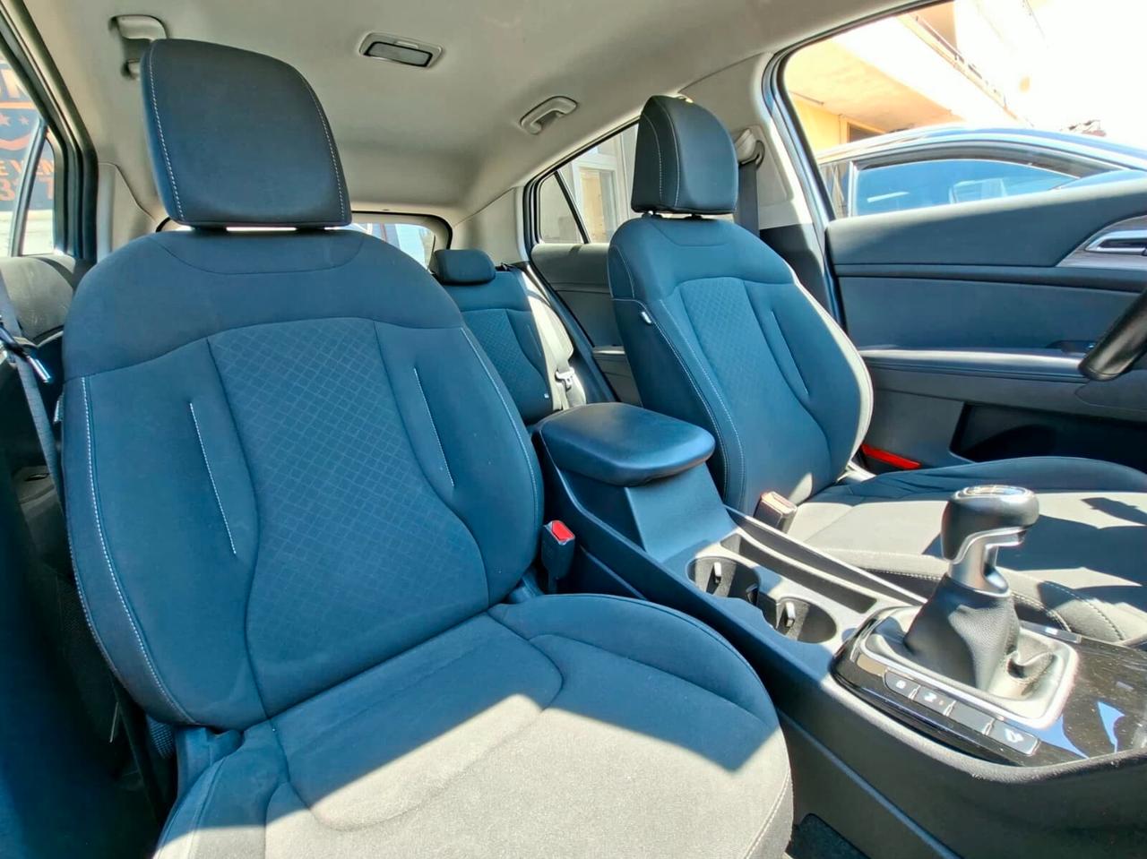 2022 Kia Sportage 1.6 CRDi MHEV 163cv Business