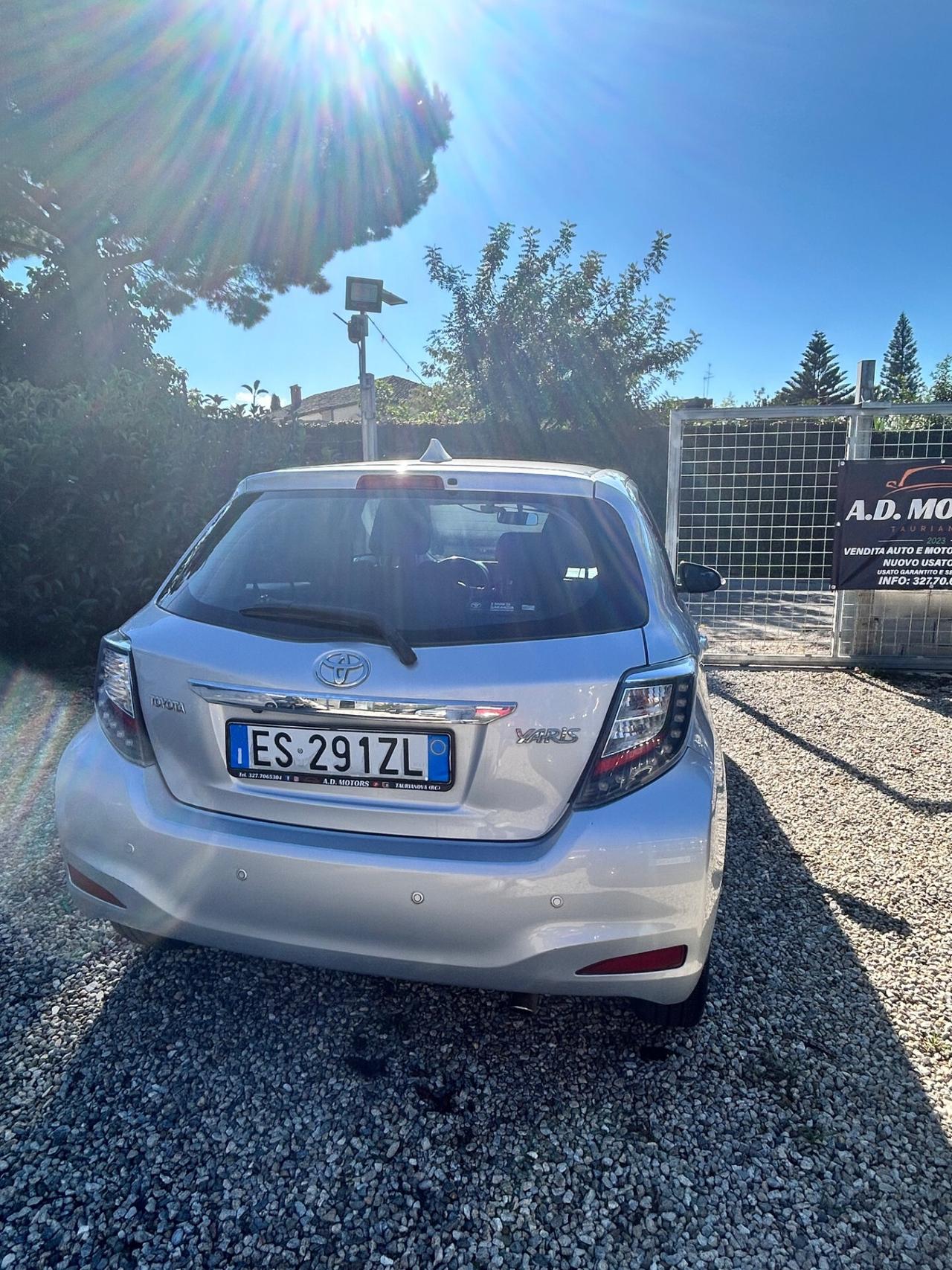 Toyota Yaris 1.4 D-4D 5 porte Lounge