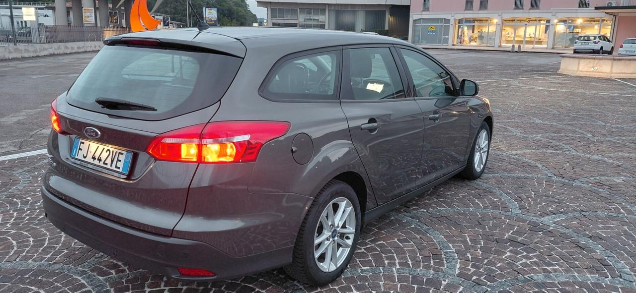 Ford Focus 1.5 TDCi 120 CV Start&Stop Powershift Titanium