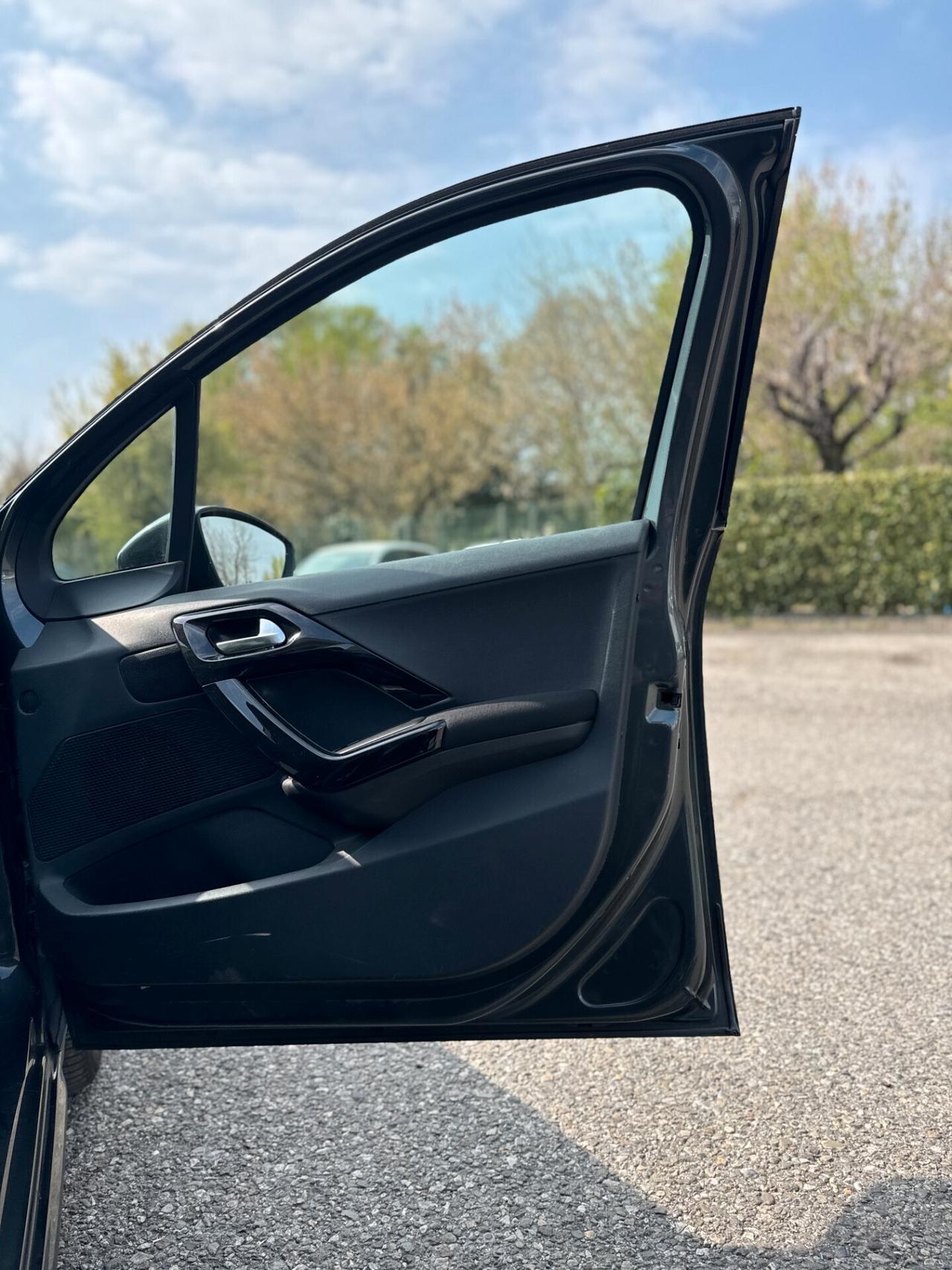 Peugeot 208 1.2 Benz *UNICO proprietario*Cinghia sostituita*