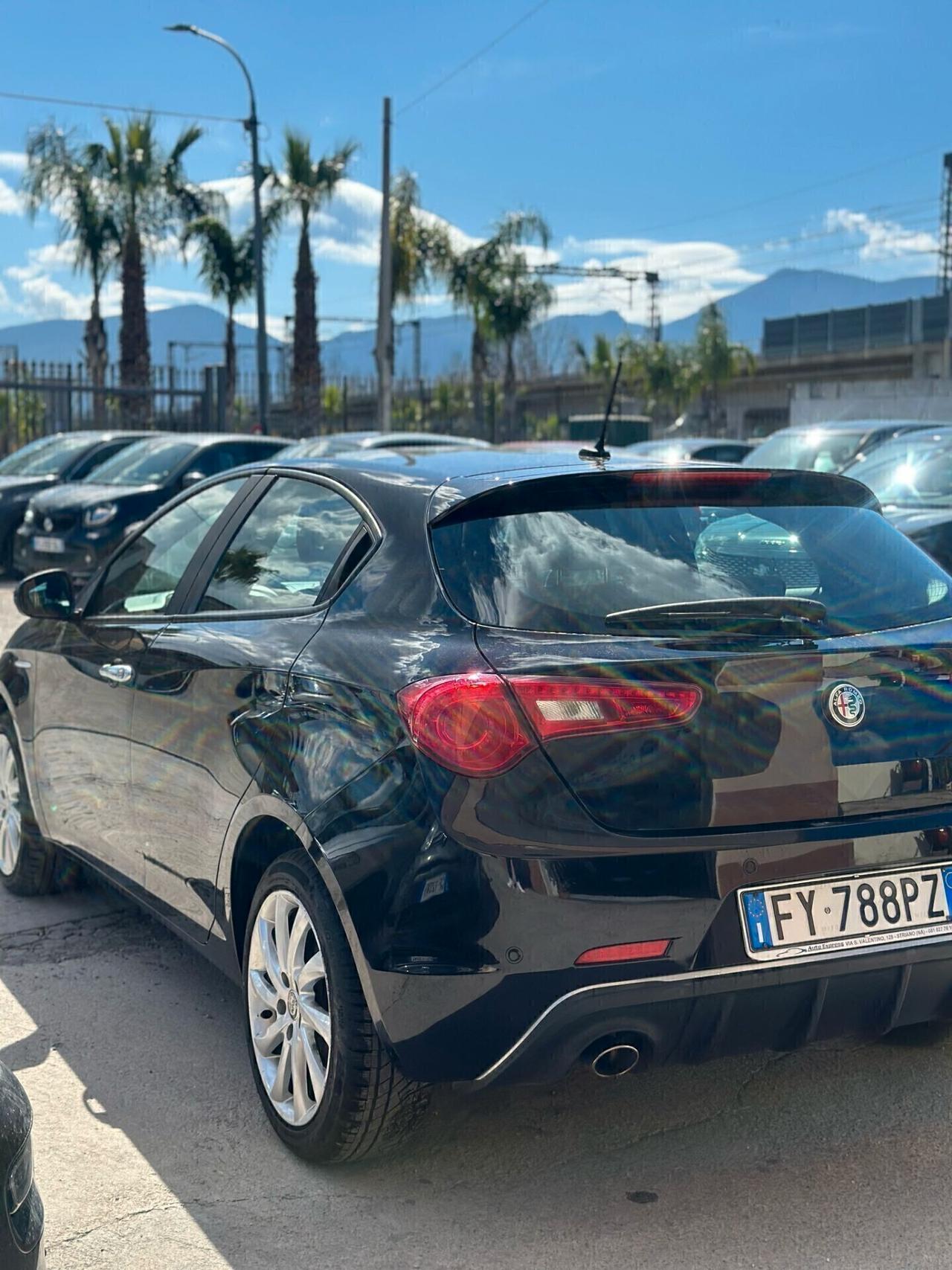 Alfa Romeo Giulietta 1.6 JTDm TCT 120 CV Sportiva