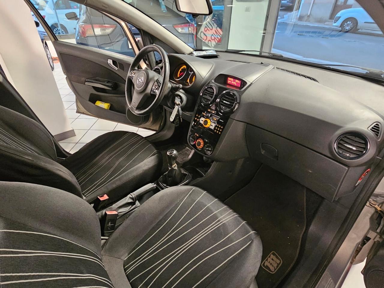 Opel Corsa 1.2 5 porte Elective