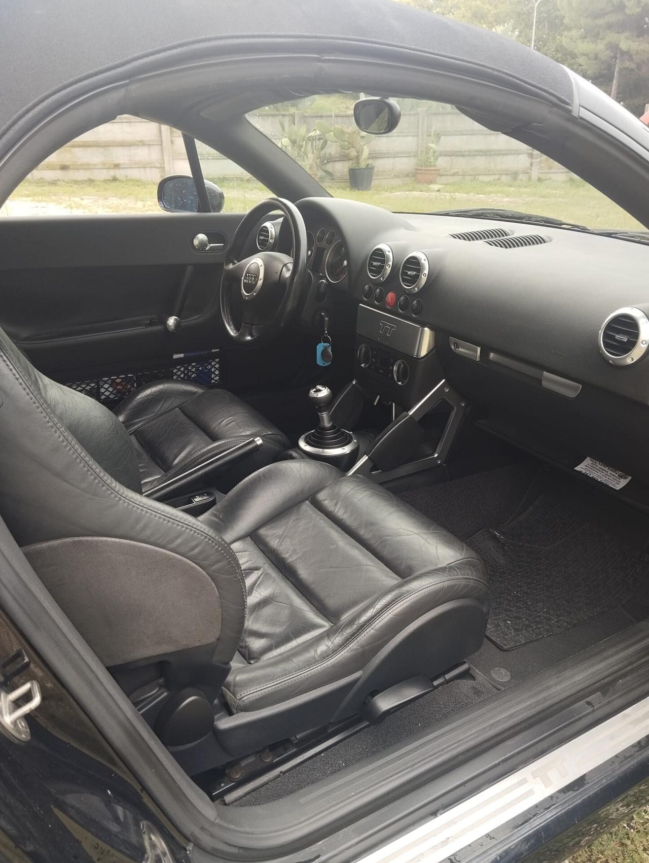 Audi TT Roadster 1.8 T 20V 179 CV cat