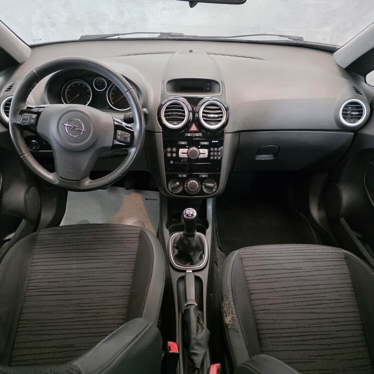 Opel Corsa 1.2 5 porte NEOPATENTATI+PELLE