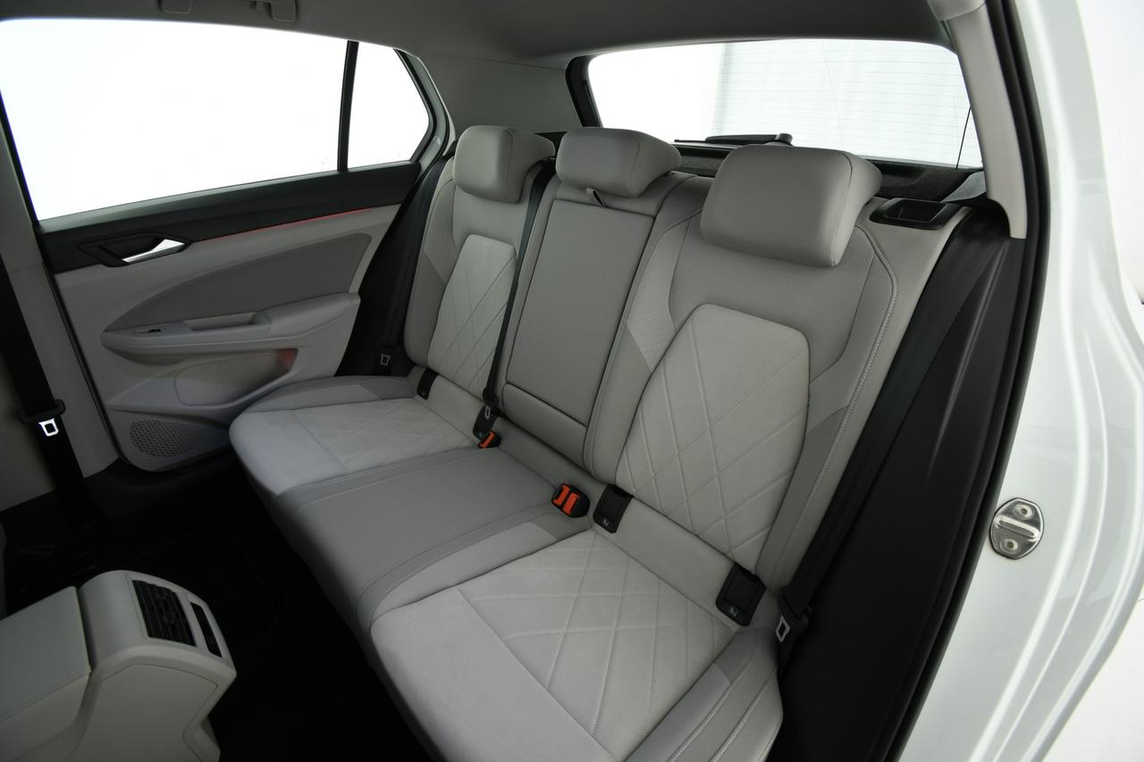 VOLKSWAGEN Golf 1.4 tsi ehybrid Style 204cv dsg CAMERA+APP CONNECT+ACC