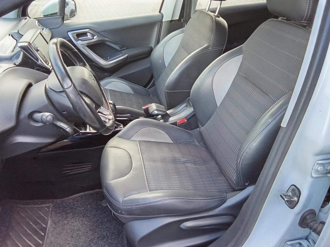 Peugeot 2008 BlueHDi 100 Allure