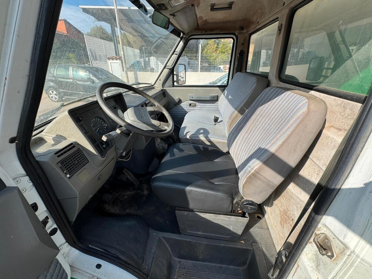 IVECO DAILY TRASPORTO ANIMALI