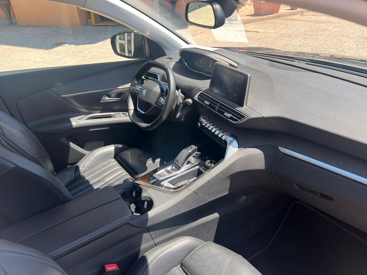 Peugeot 3008 BlueHDi 130 S&S Allure