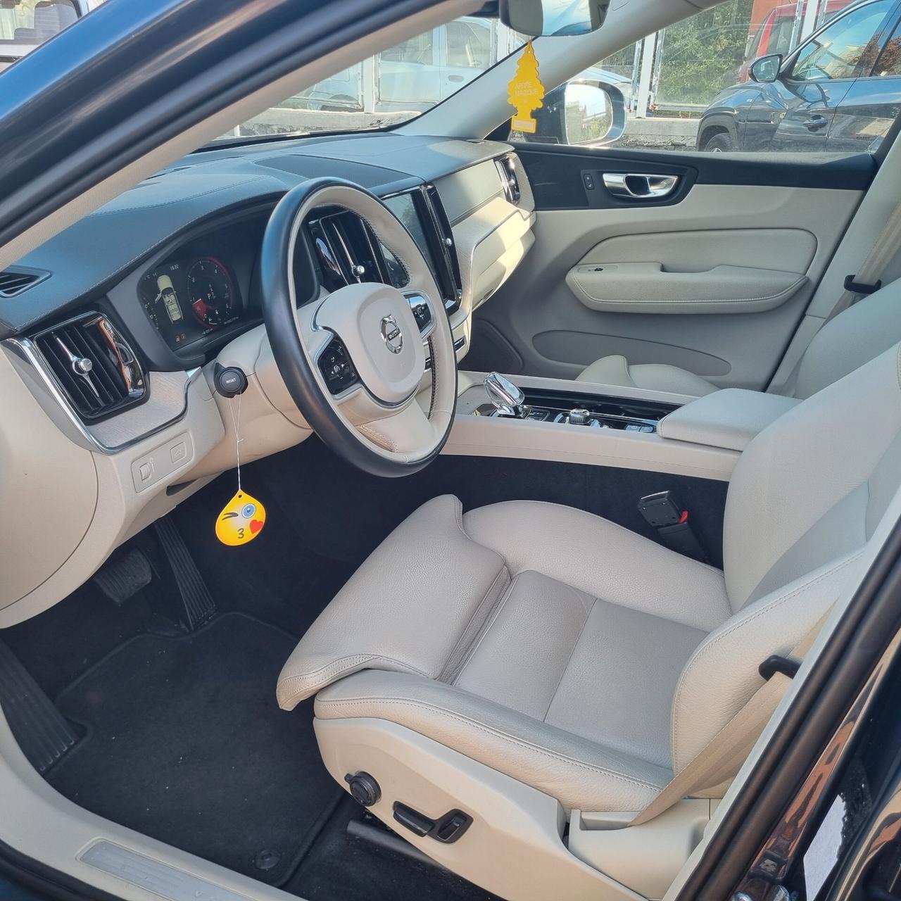 Volvo XC 60 XC60 B4 (d) AWD Geartronic Inscription