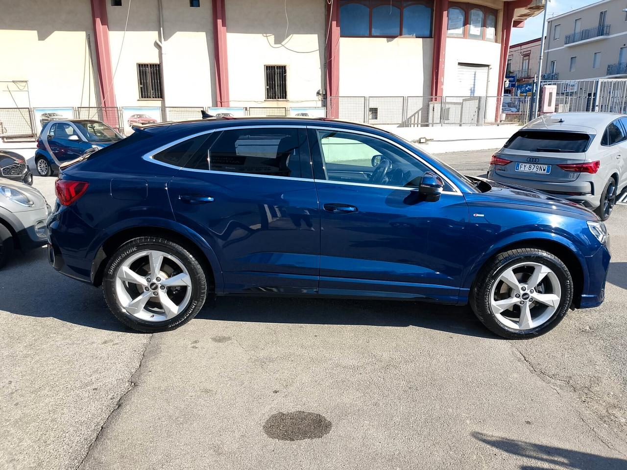Audi Q3 35 TFSI S tronic line edition