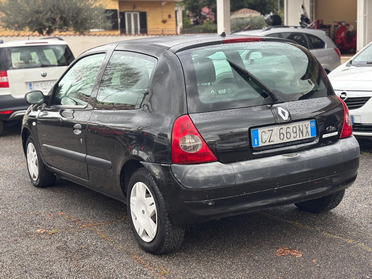 Renault Clio Storia 1.2 16V 3 porte Dynamique