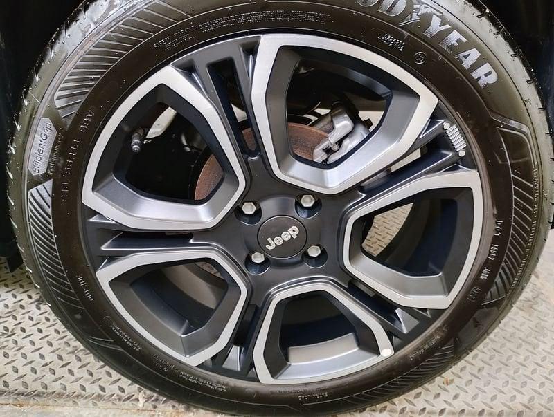 Jeep Avenger Avenger 1.2 Turbo 100 CV Summit Tua da 239,00 al mese