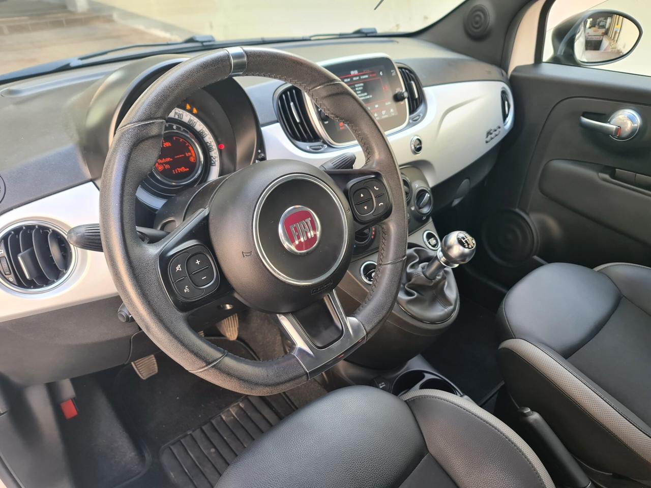 Fiat 500 1.0 Hybrid Connect - km certificati