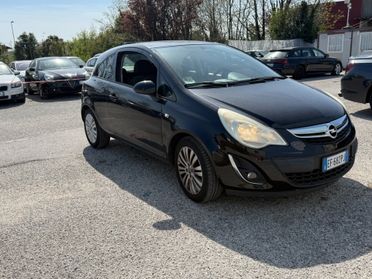 Opel Corsa 1.2 3 porte Club