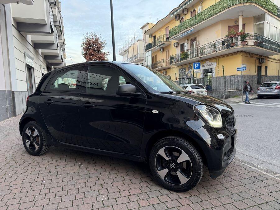 SMART FORFOUR 1.0 AUTOM PASSION CERTIFICATA NUOVA