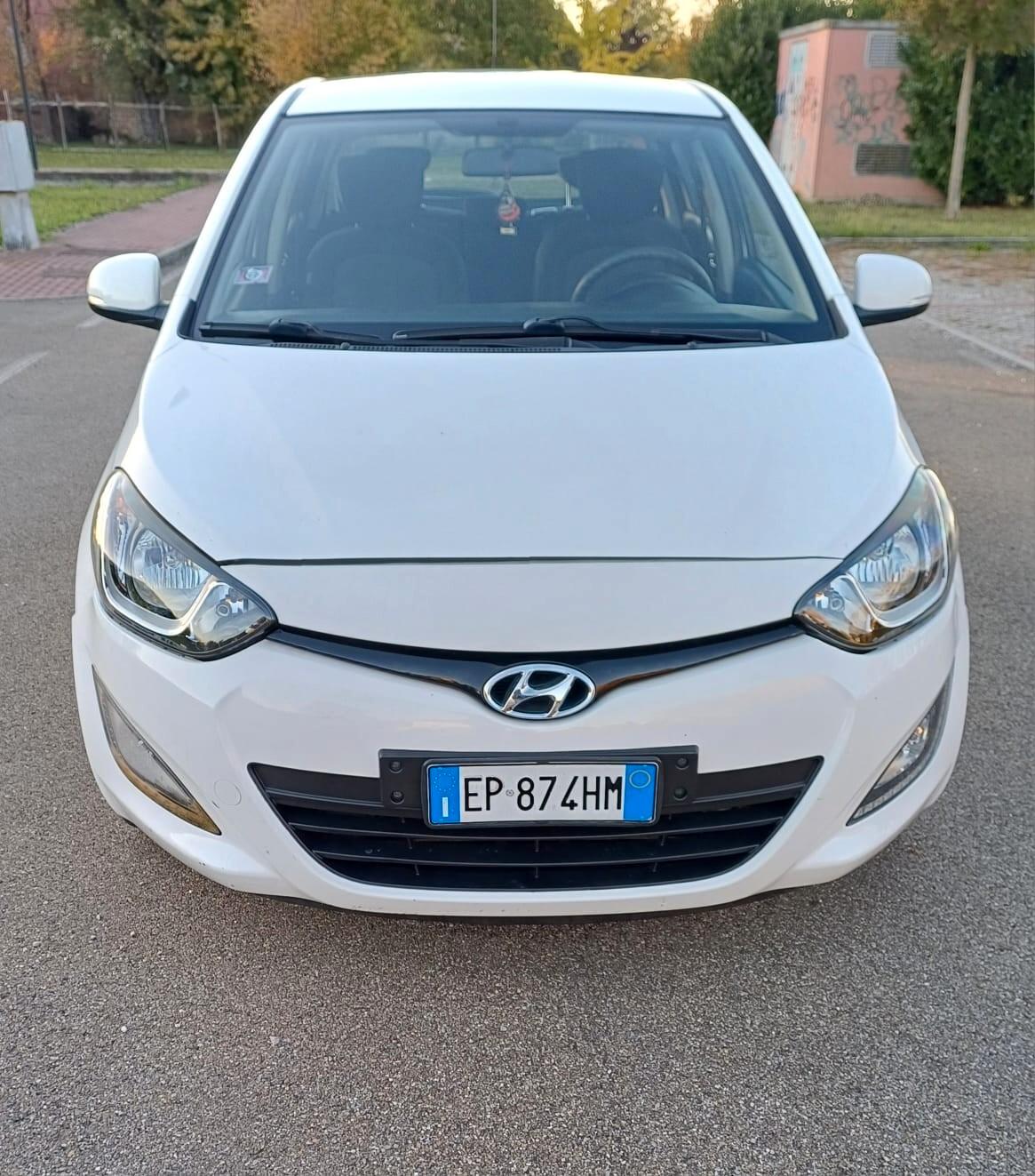 Hyundai i20 1.2 5p. BlueDrive GPL Sound Edition