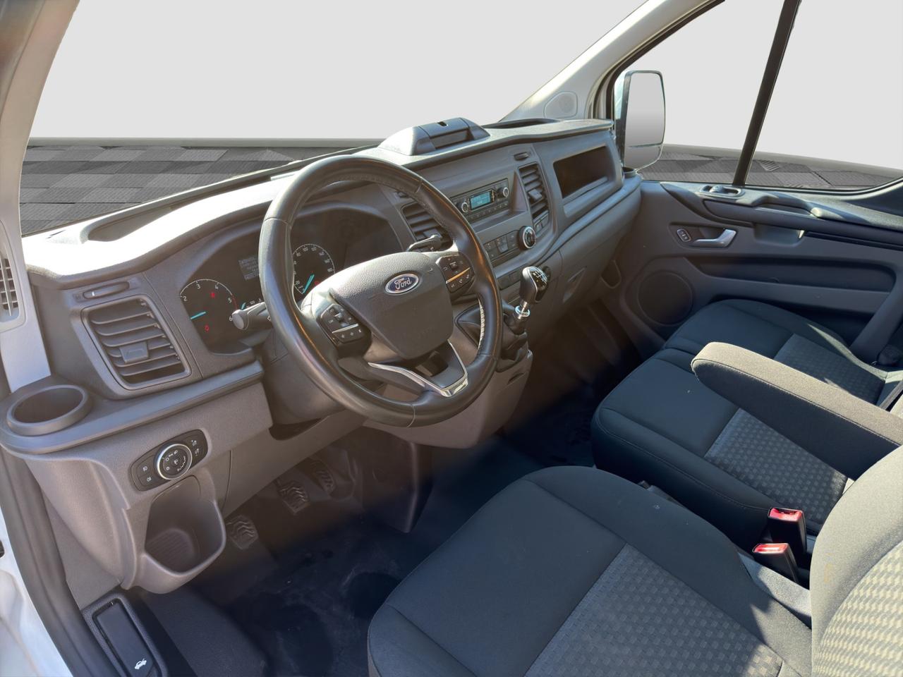 FORD Transit Custom 280 2.0 EcoBlue Hybrid 130 PC Furgo