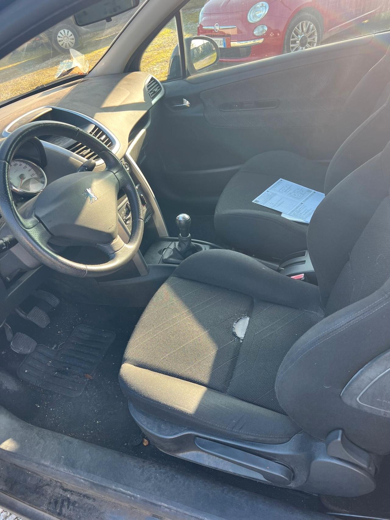 Peugeot 207 1.4 88CV 3p. XS