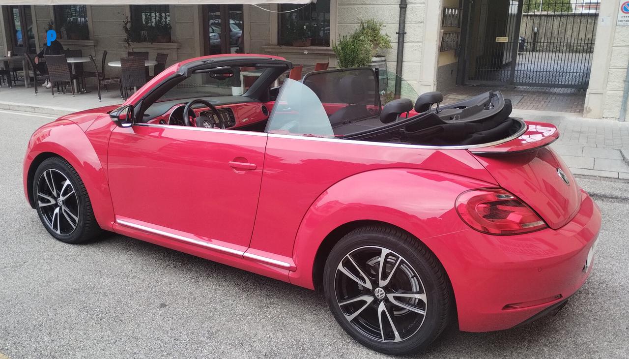 Volkswagen Maggiolino Cabrio 2.0 TDI Sport BlueMotion Technology
