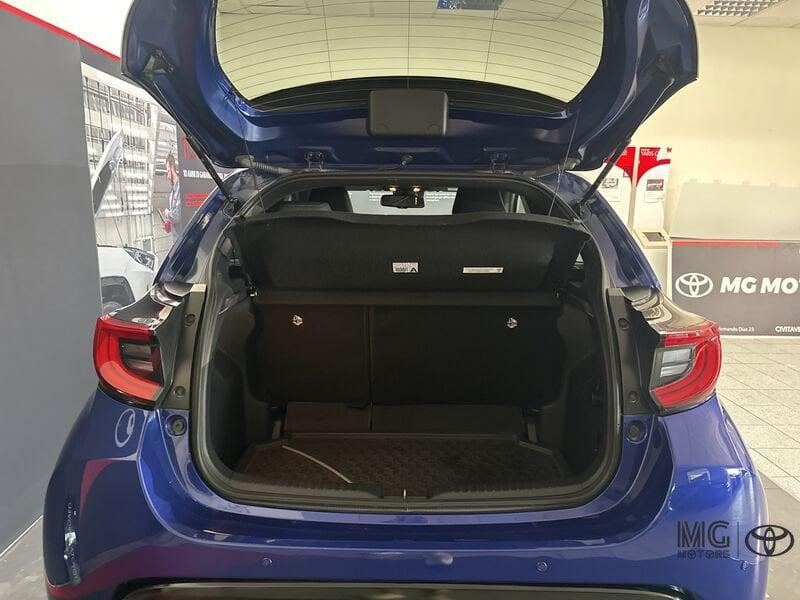 Toyota Yaris 1.5 Hybrid 5 porte Lounge