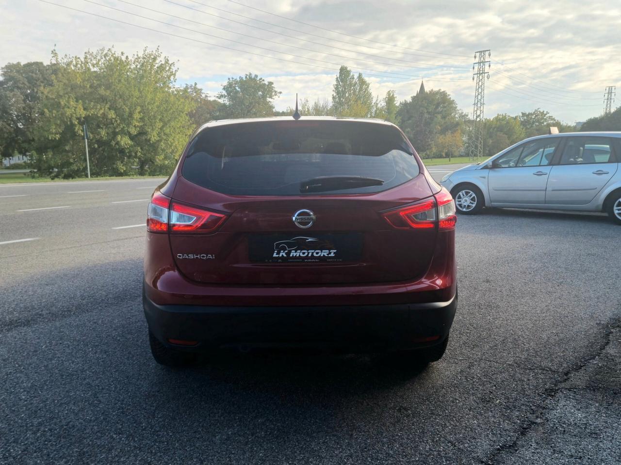 Nissan Qashqai 1.2 DIG-T Visia