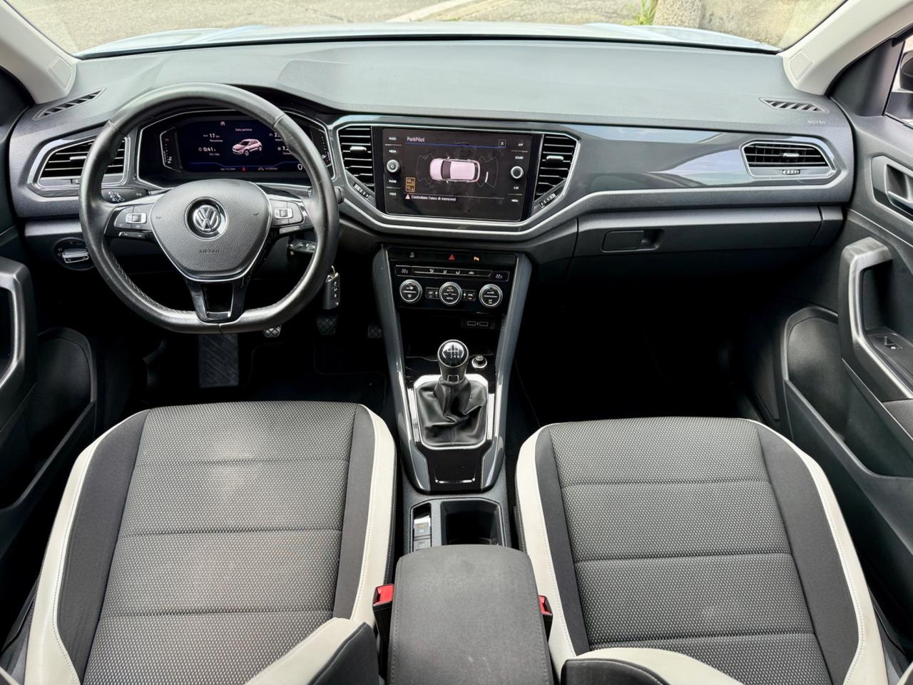 VOLKSWAGEN T-ROC 1.6 TDI SCR Advanced 2019