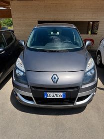 Renault Scenic Scénic X-Mod 1.9 dCi 130CV Luxe 2011