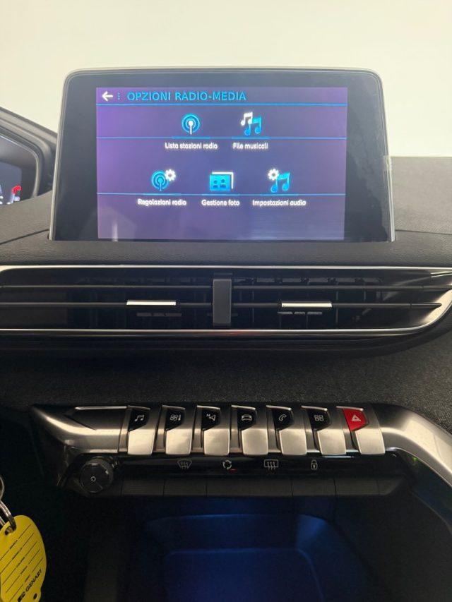 PEUGEOT 5008 BlueHDi 120 S&S EAT6 GT Line