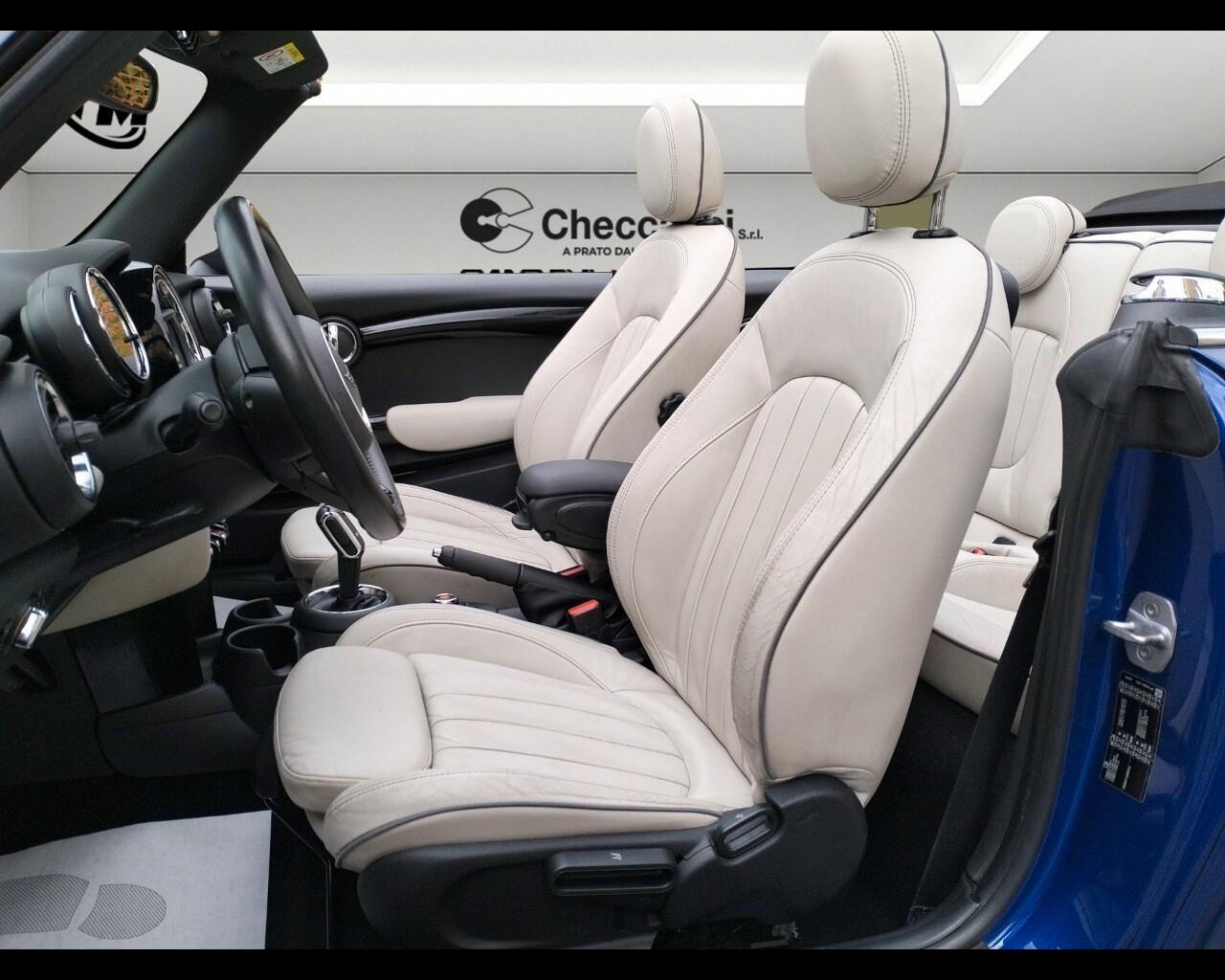 MINI Mini Cabrio (F57) Mini 1.5 Cooper D Hype...