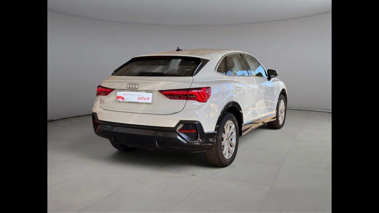 AUDI Q3 I 2019 Sportback - Q3 Sportback 35 2.0 tdi s-tronic