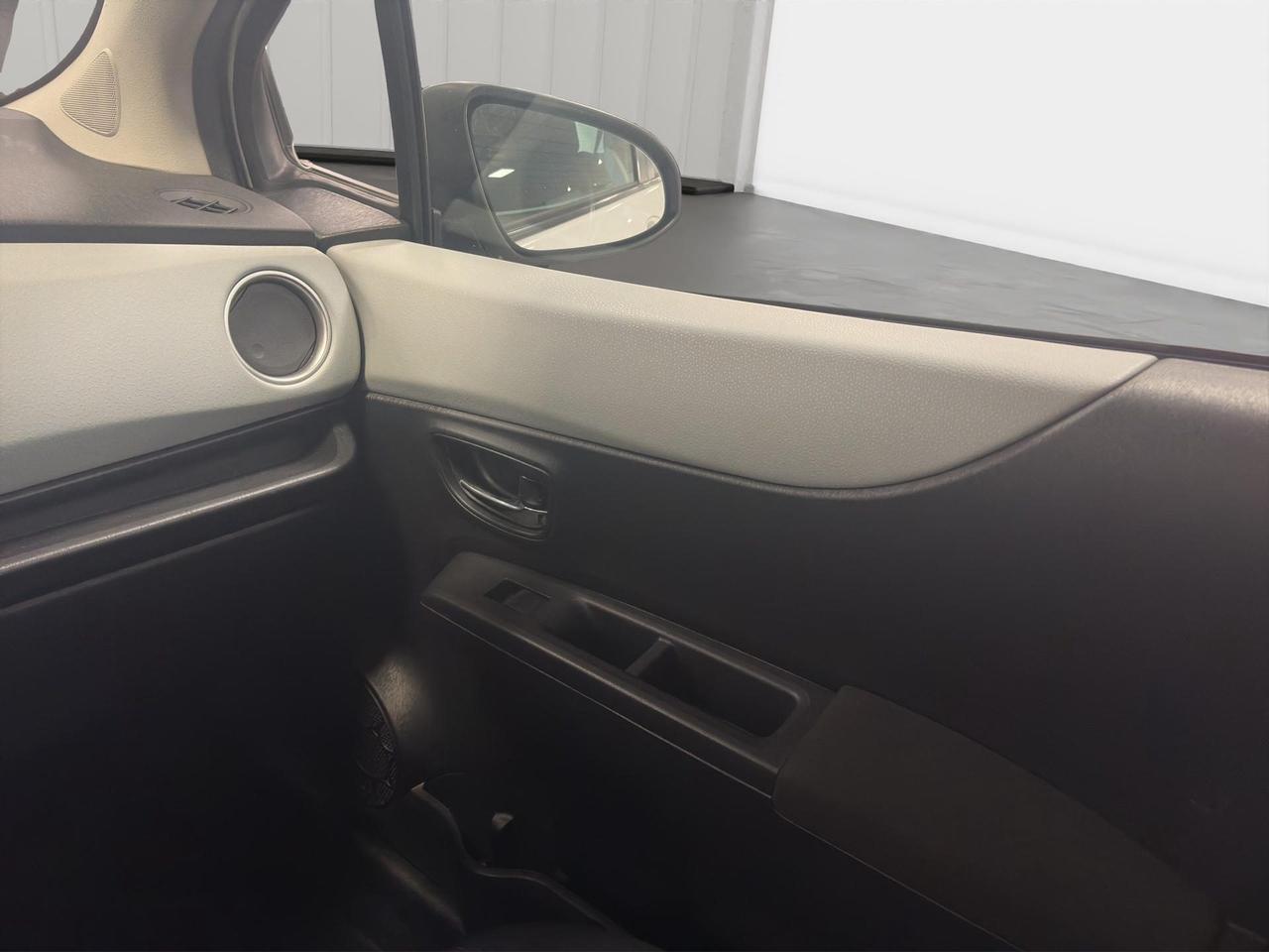 Toyota Yaris 5p 1.5h Lounge+