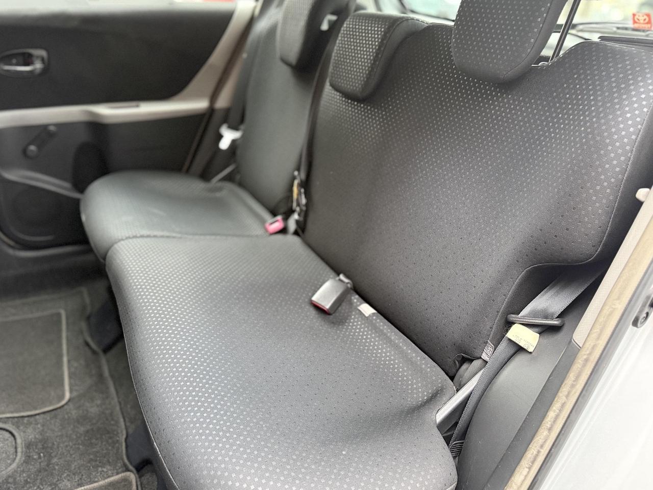 Toyota Yaris 1.0 Benzina 69 CV E5 - 2010
