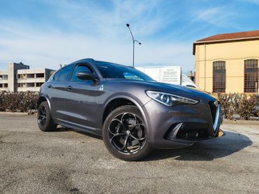 Alfa Romeo Stelvio 2.9 Bi-Turbo V6 510 CV AT8 Quadrifoglio