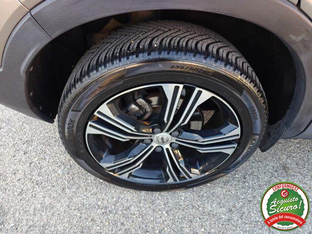 VOLVO XC40 D3 AWD Geartronic Inscription