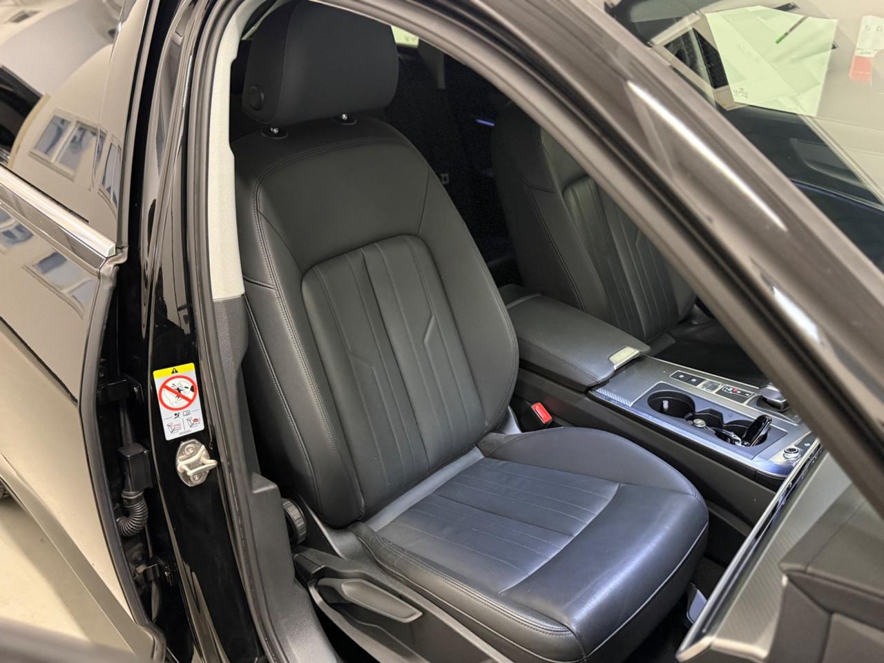 Audi A6 Avant 40 2.0 TDI quattro ultra S tronic Business Design